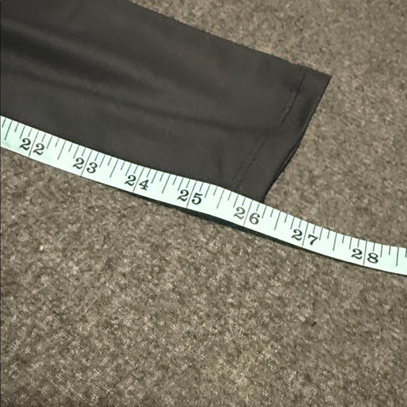 All in Motion Ultra High-Rise Black Leggings - Picture 7 of 8